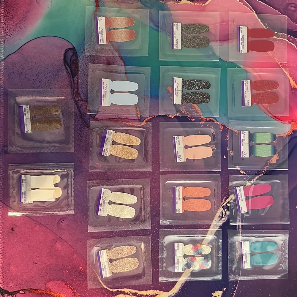 Color Street bundle of “Two-sies” 2  of each shown